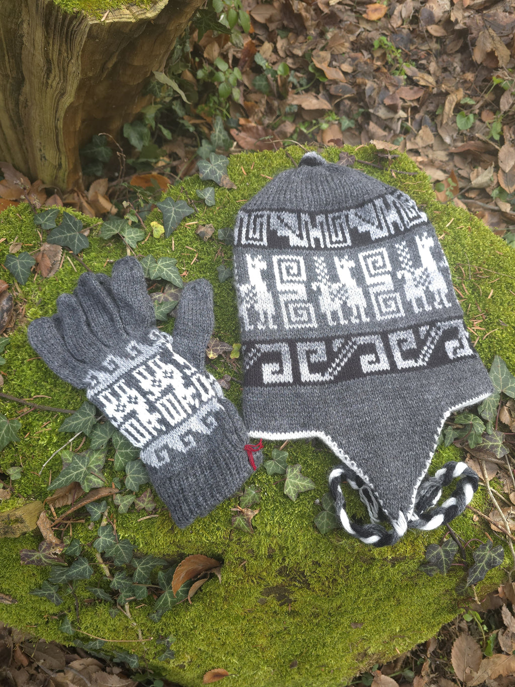 Set coordinato Cappello + Guanti in Lana di Alpaca